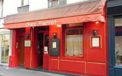 Chez Pierrot !!! You will never forget a New Year’s Eve in Paris !